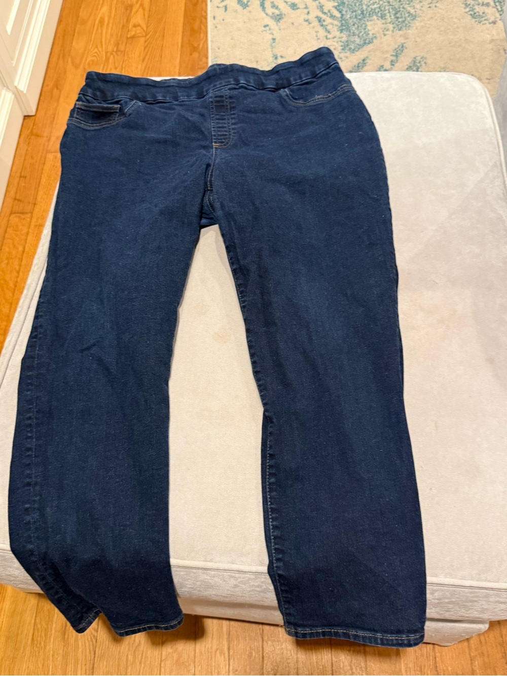 Chico's Women's Stretchy Pull On Jeans in Dark Indigo